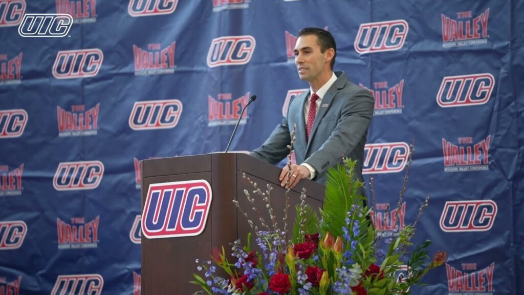 meet uic mens basketball head coach rob ehsan