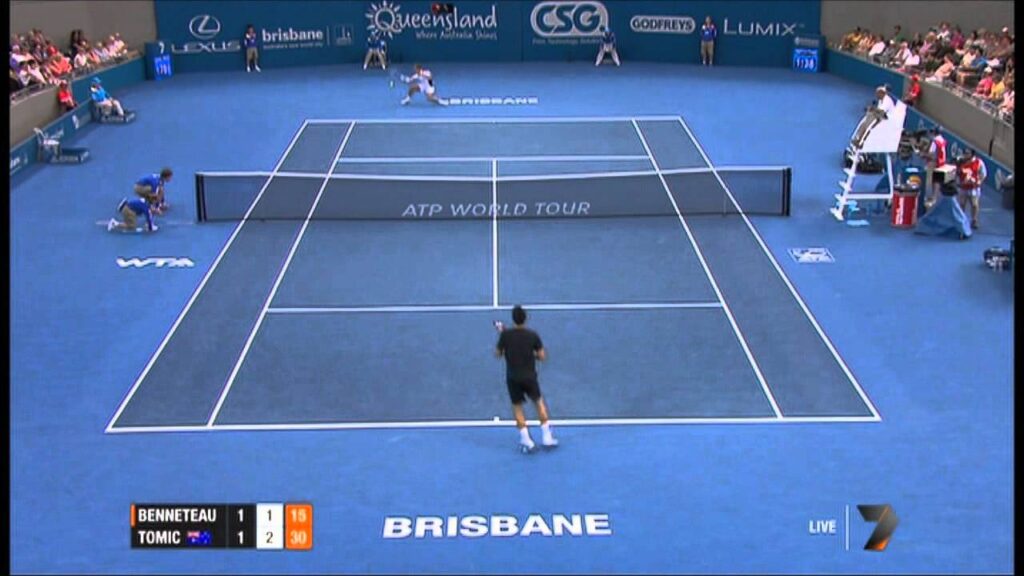 bernard tomic what is that shot no one plays that shot