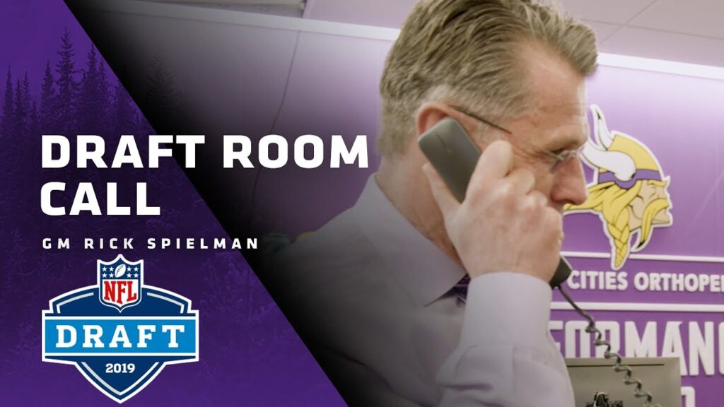 draft room call garrett bradbury becomes a minnesota viking