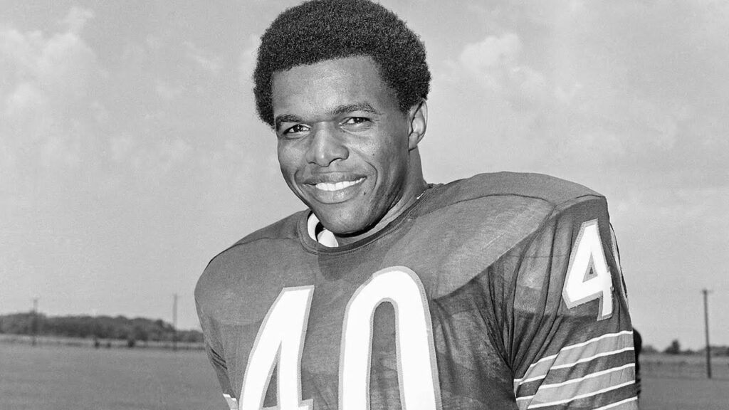 gale sayers hall of fame induction documentary