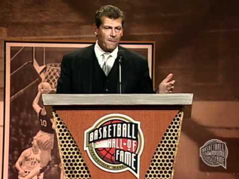 geno auriemmas basketball hall of fame enshrinement speech