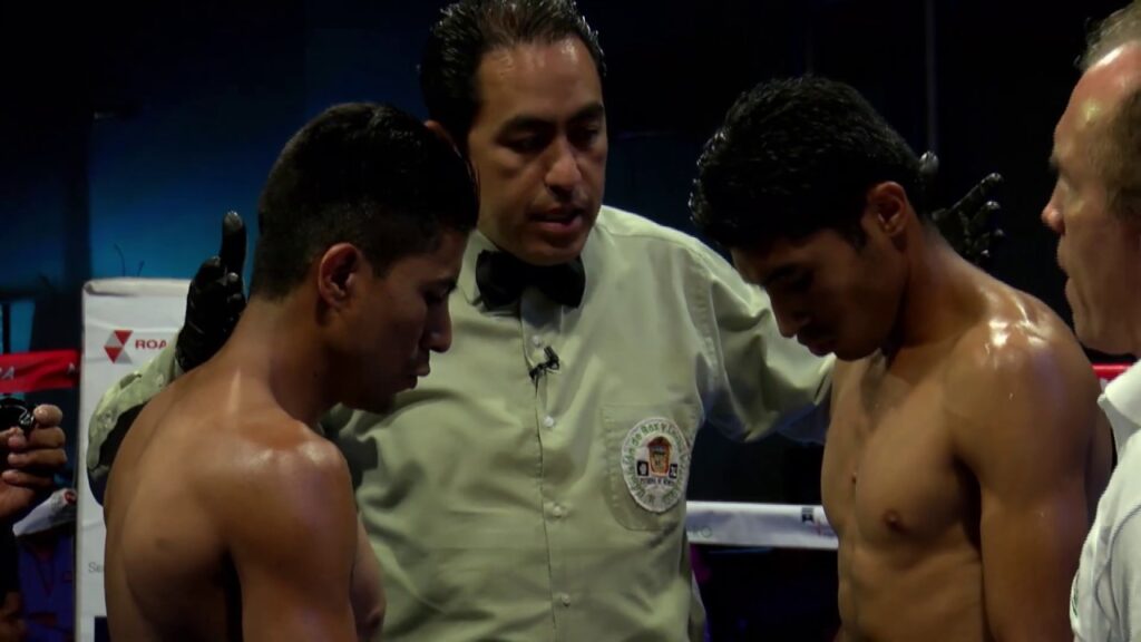 guerra de titanes rene calixto vs omar arias