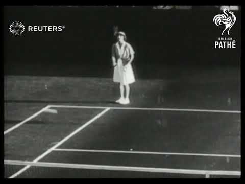 helen wills and frank shields in tennis match against jacques brugnon and dorothy bundy 1937