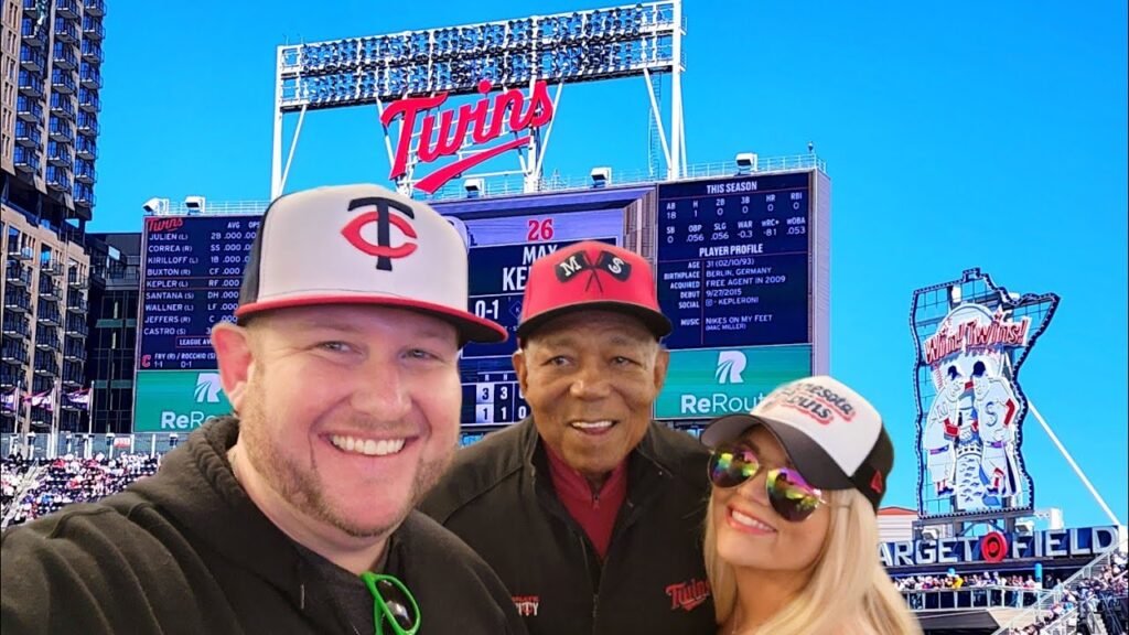 how we meet hall of famer tony oliva at the minnesota twins game