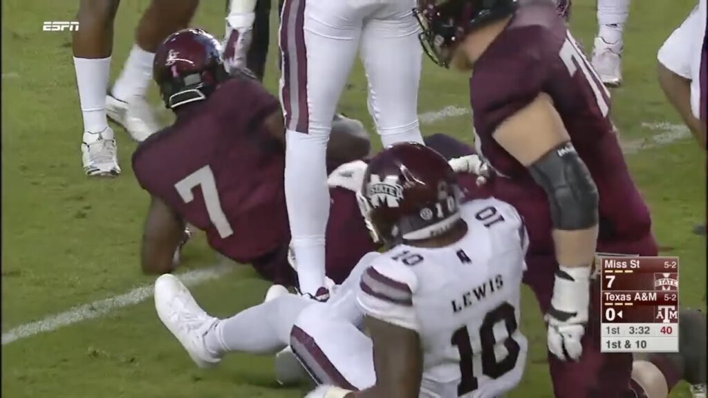 leo lewis mississippi state lb 10 vs texas am 2017