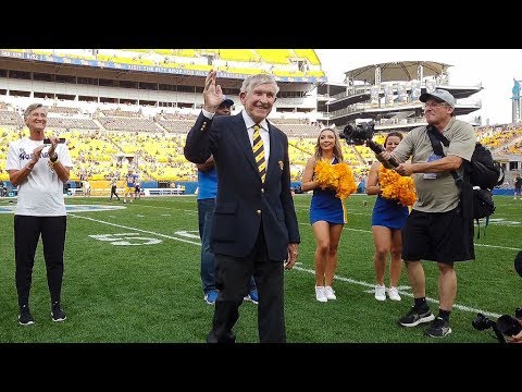 mark may johnny majors and others inducted into pitt athletics hall of fame