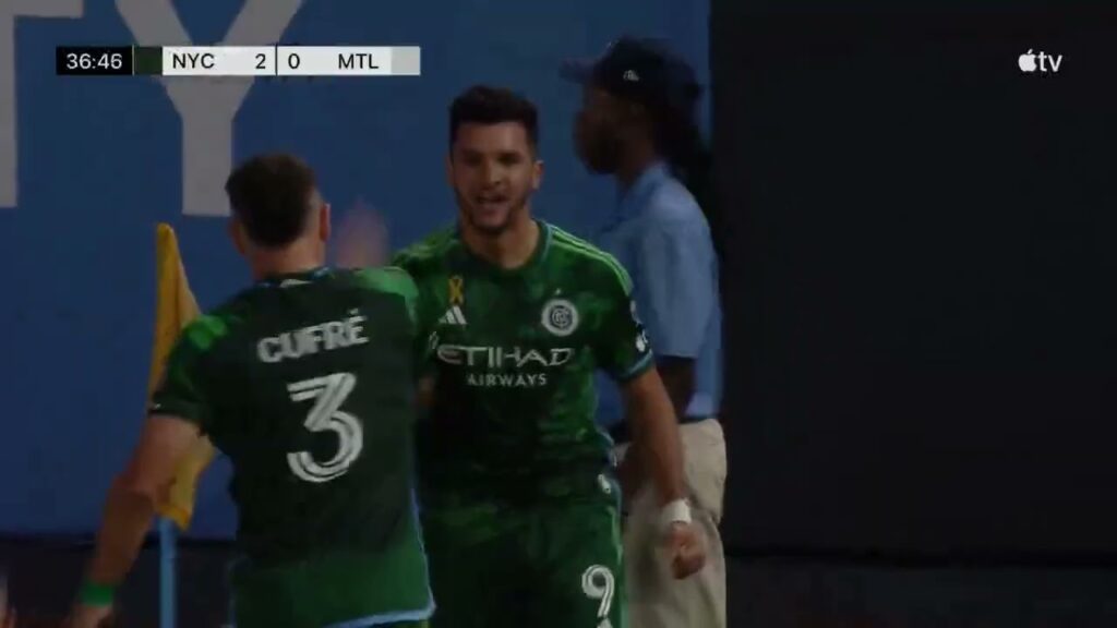 monsef bakrar scored his first goal in the mls and celebrated like cr7 e29abd