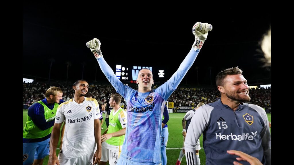 novak micovic makes the match winning save in penalty kicks to beat chivas