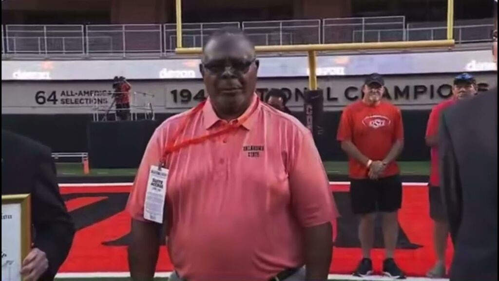 oklahoma state legend terry miller recognize in the college football hall of fame