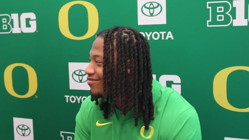 oregon football lb jestin jacobs healthy and ready for a big senior season