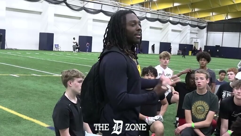 southfield at grad leon franklin michigan rb speaks at the end of rising stars training