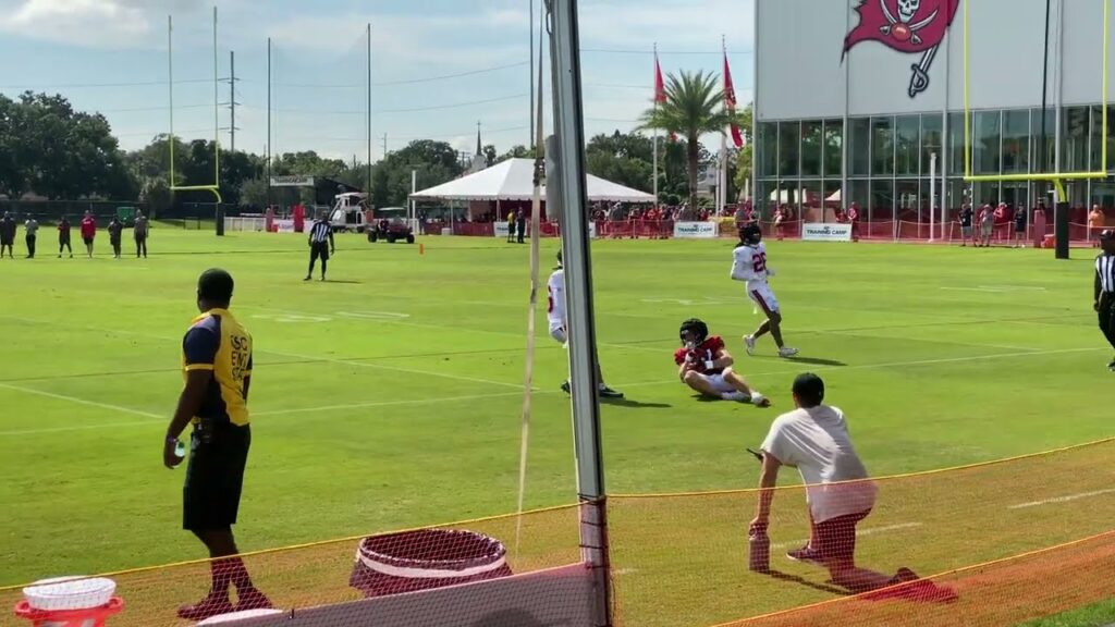 tampa bay buccaneers wr raleigh webb makes great catch on kyle trask throw