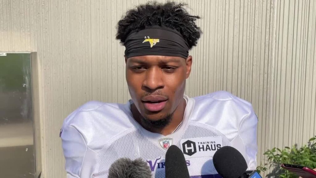 vikings wr nkeal harry seeks fresh start in minnesota