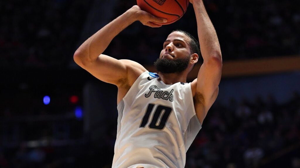 12 college basketball player nevada f caleb martin stadium