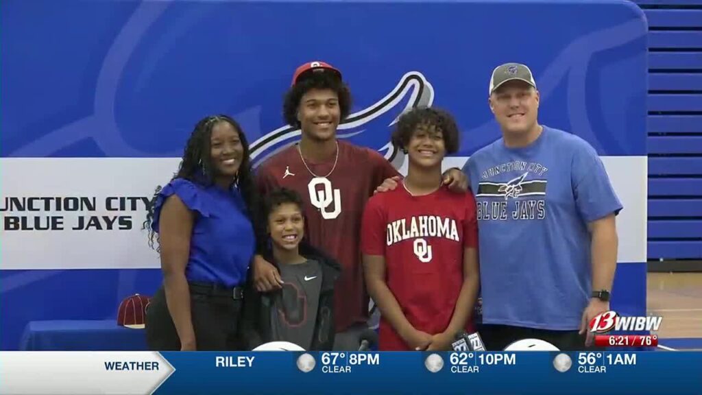 4 star junction city lb michael boganowski commits to oklahoma