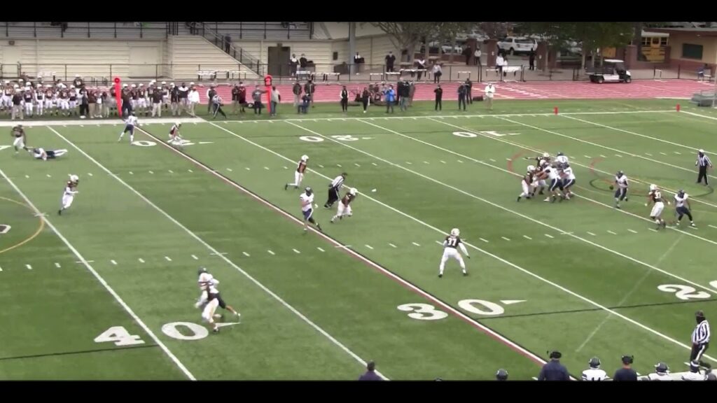 5 tommy anderson pass to 85 griffin waiss for a 40 yard gain vs saint francis lancers