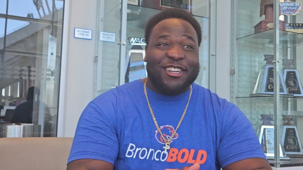 boise state defensive linemen sheldon newton spoke with me about football boise and fav food spots