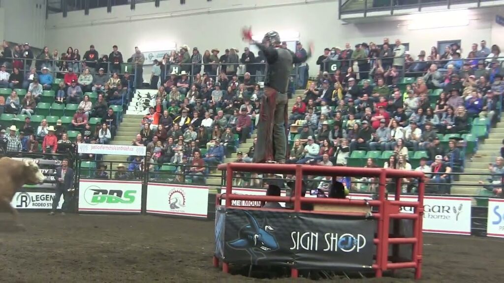 brock radford rides black jack to be 85 5 at the rose city invitational pbr