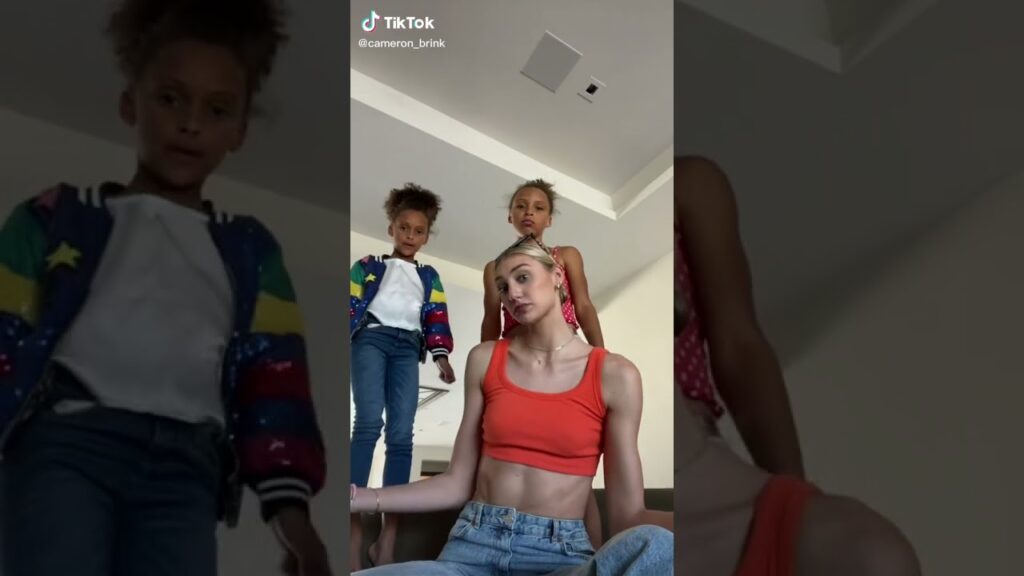 cameron brink tiktokn with the curry kids