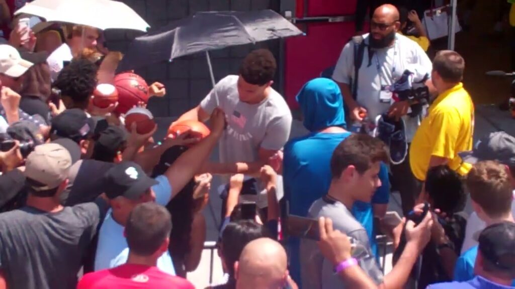 devin booker signing autographs at unlv team usa las vegas