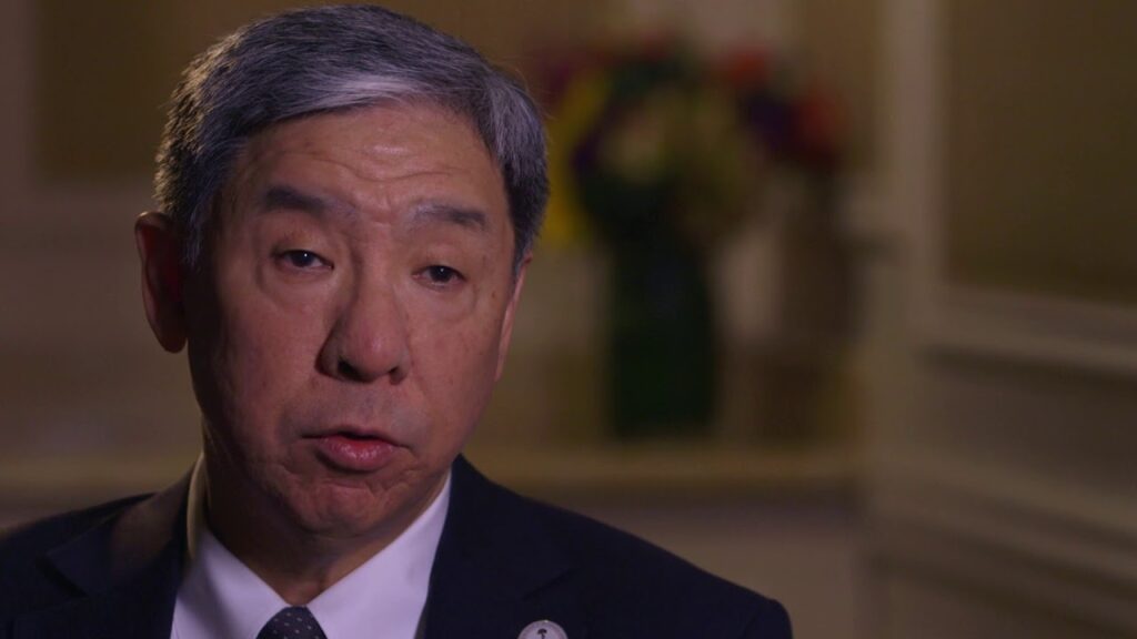 dr donald lee on why he volunteers with the american board of orthopaedic surgery