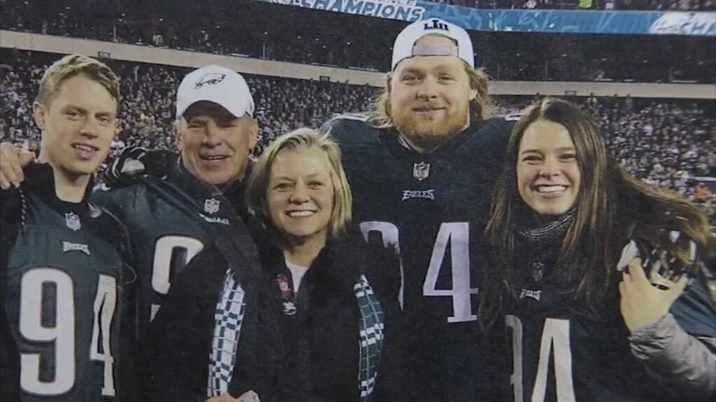 eagles player beau allen returns home for super bowl