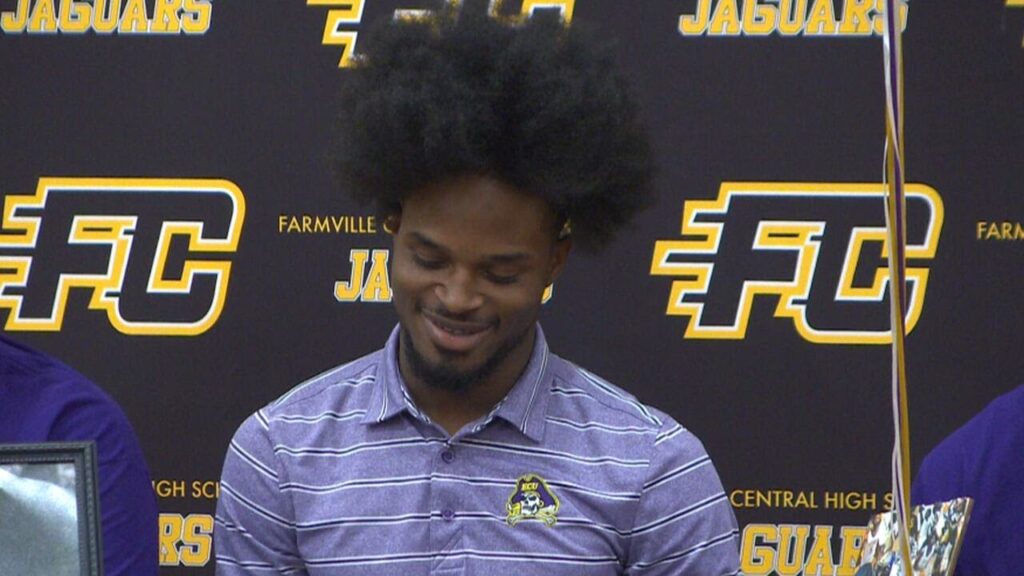 farmville centrals moye signs to join ecu football program