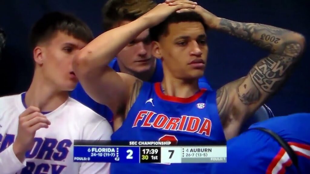 florida c micah handlogten carted off court after breaking leg vs auburn