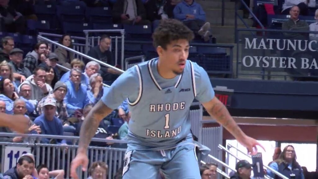 former uri guard luis kortright signs with washington