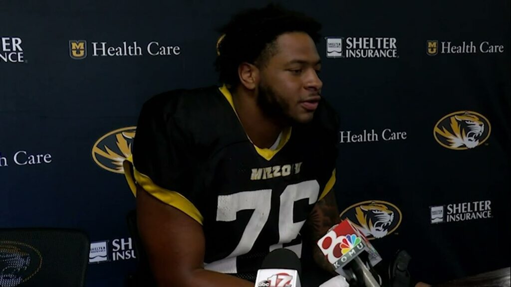 full press conference with mizzou offensive lineman jayven richardson after practice no 10