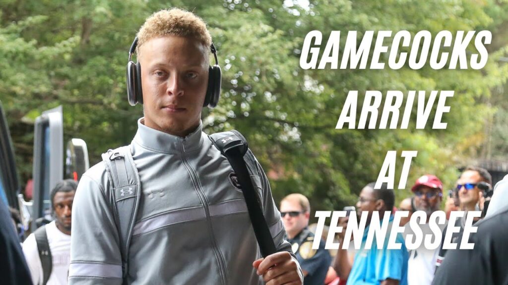 gamecocks arrive at neyland stadium