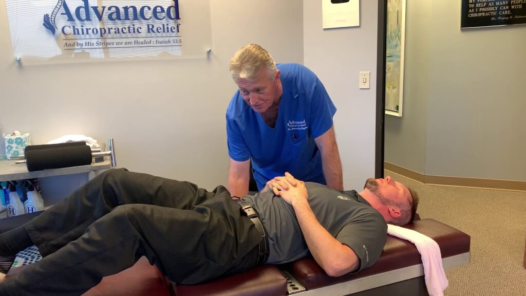 houston chiropractor dr greg johnson adjust navy veteran who is going to palmer