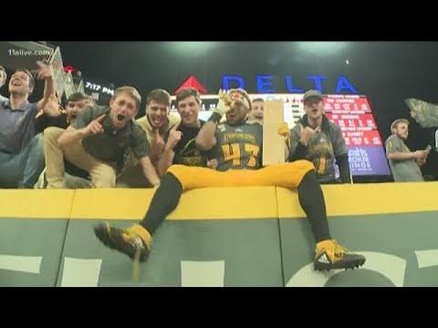 kennesaw state football makes history at suntrust park 1