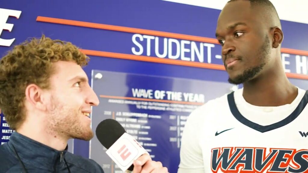 mens basketball boubacar coulibaly and coach romar after the win over wm