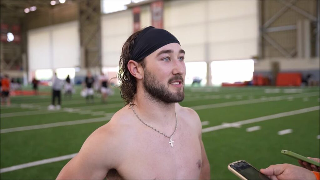 oklahoma state wr kyler pearson talks walking on after transferring from kansas and ut martin