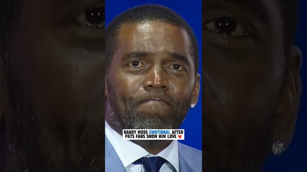 randy moss got a standing ovation at tom bradys patriots hof ceremony f09f918f via patriots