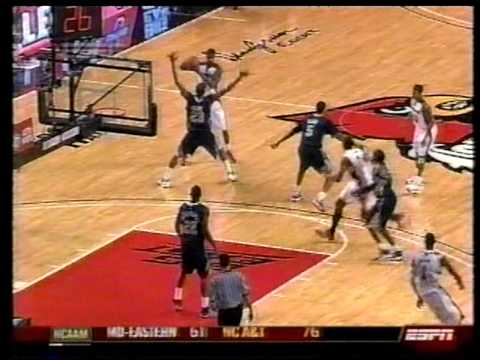 sam young windmill dunk vs louisville