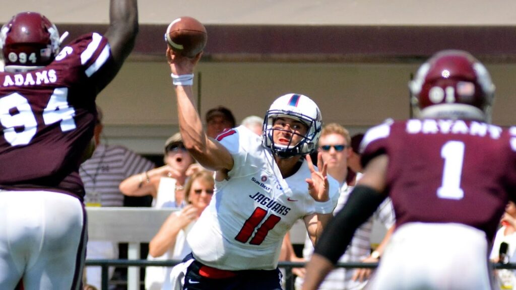 south alabama qb dallas davis spotlight player campusinsiders