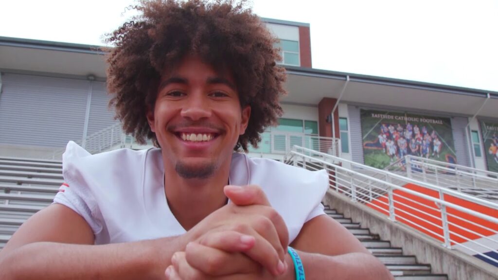 ssot catches up w sam adams ii an eastside catholic running back soon to be washington husky 1