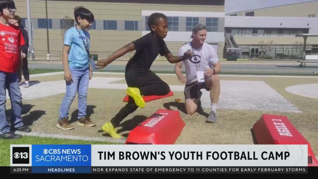 tim brown nfl hall of famer hosts football camp at sacramento state