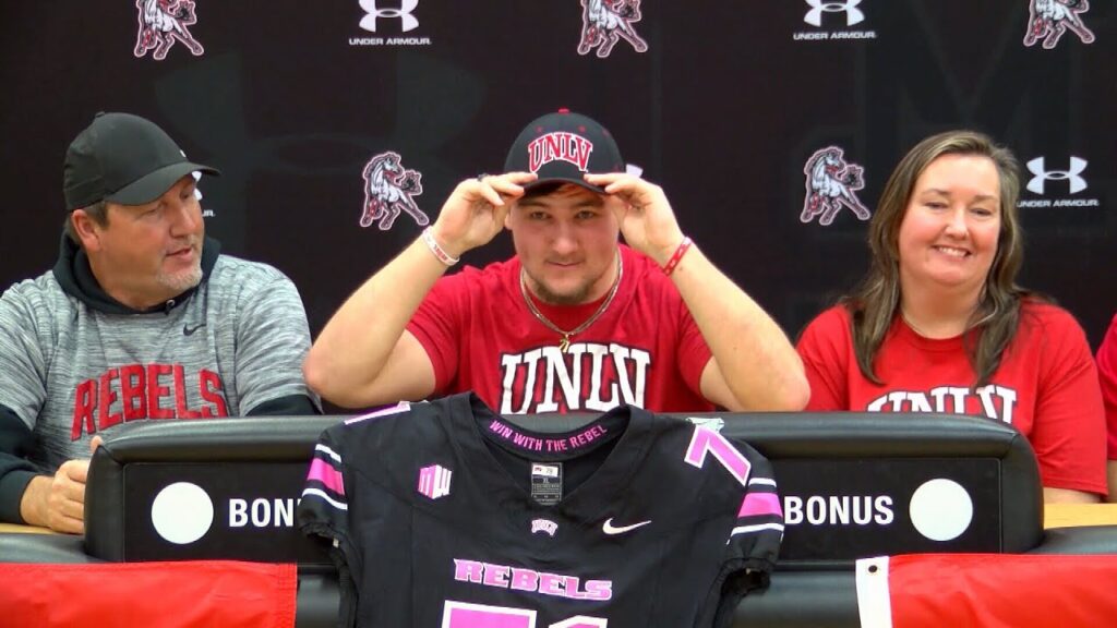 toby moore signs with unlv football