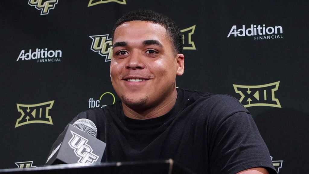 ucf football dt john walker looks to build on his freshman all american season e29a94efb88ff09f8f88