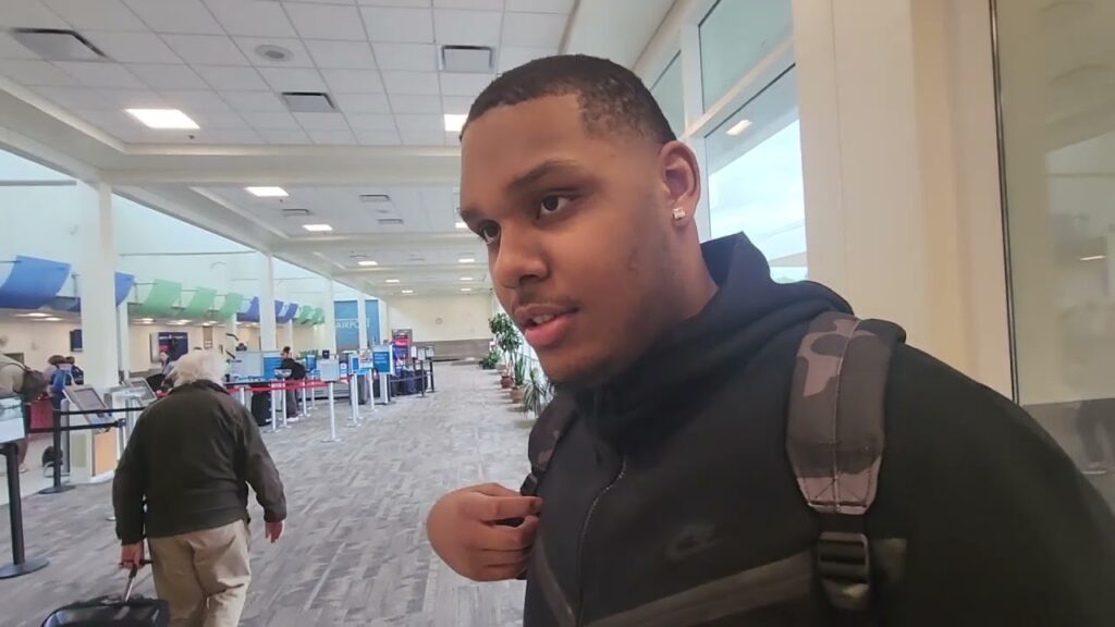 watch transfer portal offensive tackle brandon crenshaw dickson talks about committing to florida