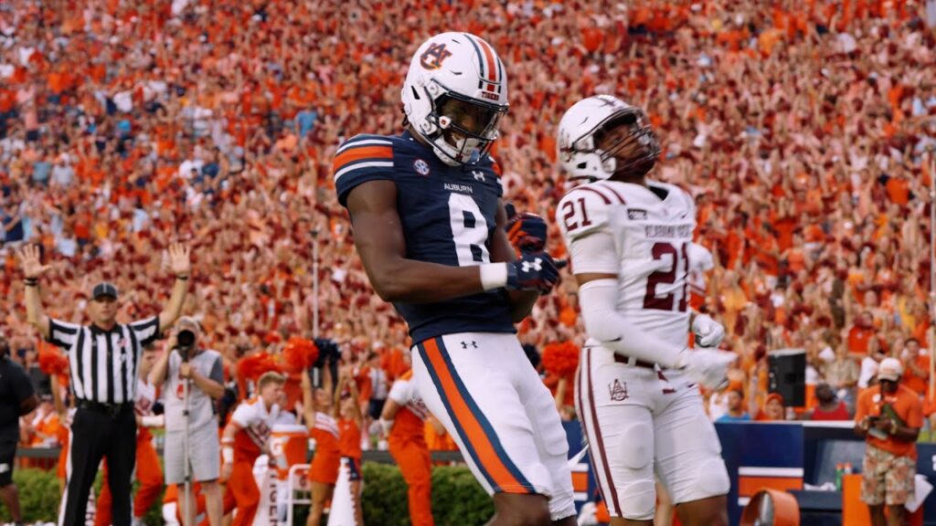 wr cam coleman scores his first touchdown as an auburn tiger