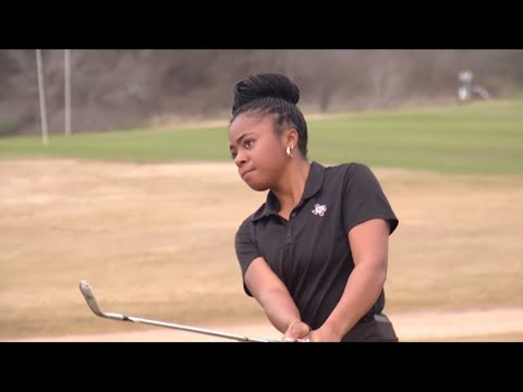 zoe slaughter tees off as texas ams first black womens golfer 1